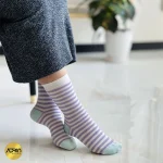 جوراب ساقدار زنانه طرح خط درشت