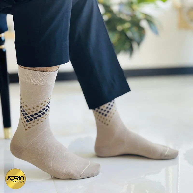 جوراب مردانه ساق دار طرح مصری